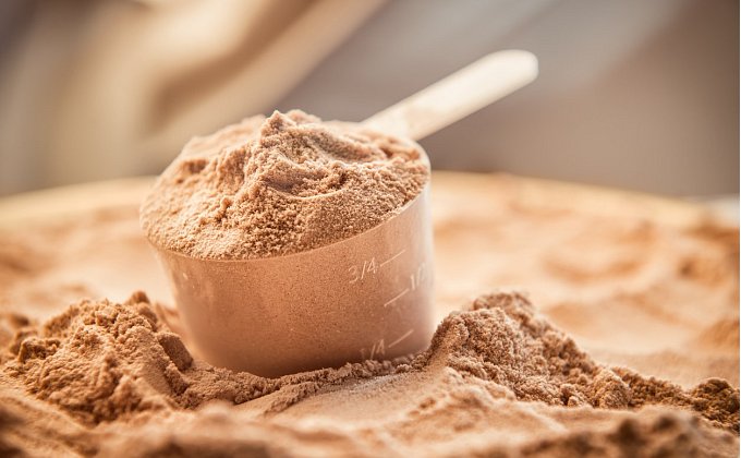Gainer nebo protein, víte který si dát při budování svalové hmoty?